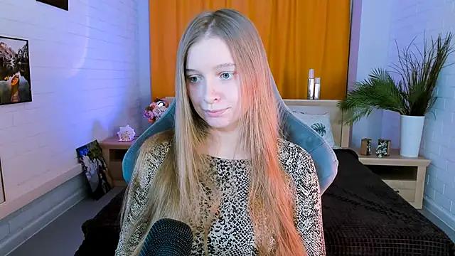 Snapshot of MayaSinabon chatting on 26, 1, 2025 MayaSinabon online show from 26, 1, 2025