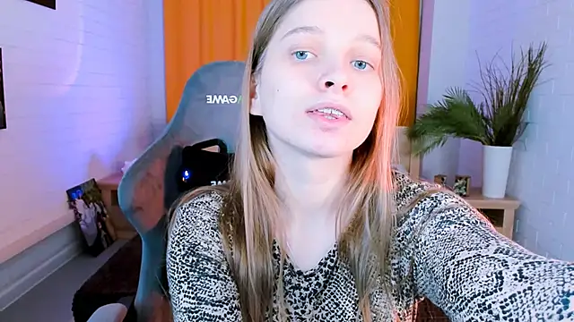 Snapshot of MayaSinabon chatting on 26, 1, 2025 MayaSinabon online show from 26, 1, 2025