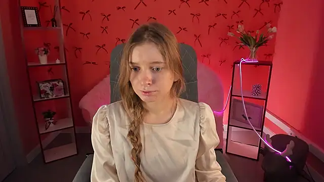 Snapshot of MayaSinabon chatting on 28, 1, 2025 MayaSinabon online show from 28, 1, 2025