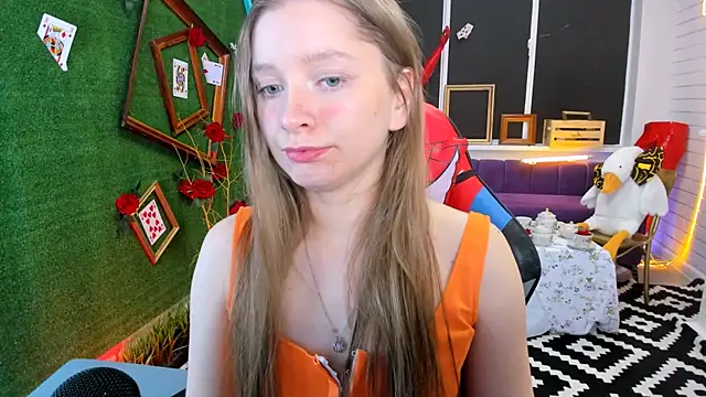 Snapshot of MayaSinabon chatting on 12, 2, 2025 MayaSinabon online show from 12, 2, 2025