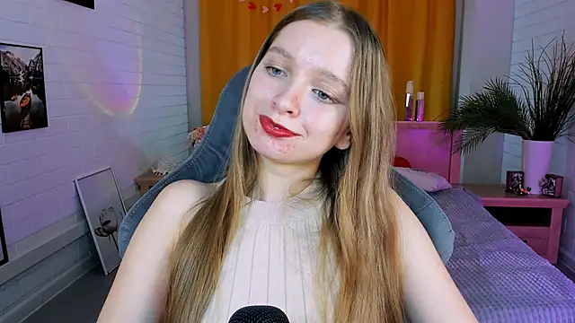 Snapshot of MayaSinabon chatting on 19, 2, 2025 MayaSinabon online show from 19, 2, 2025
