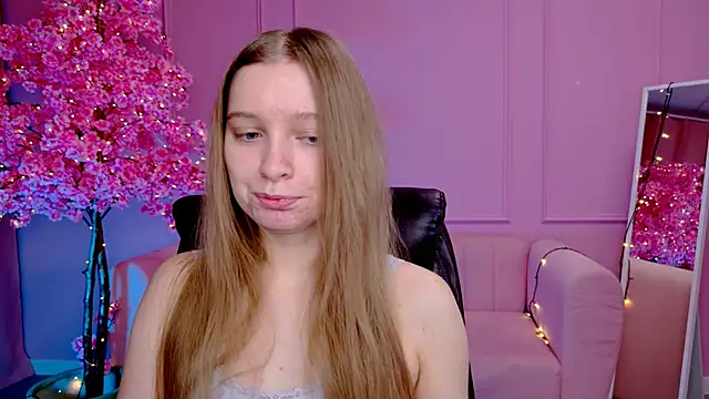 Snapshot of MayaSinabon chatting on 26, 2, 2025 MayaSinabon online show from 26, 2, 2025