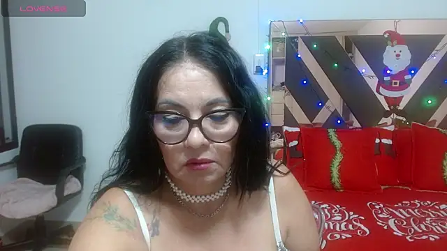 lindaesmeralda online show from 15, 12, 2025