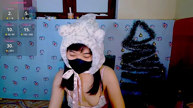 Snapshot of __Saphia__ chatting on 6, 12, 2024 Saphia online show from 6, 12, 2024