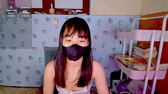 Snapshot of __Saphia__ chatting on 4, 3, 2025 Saphia online show from 4, 3, 2025