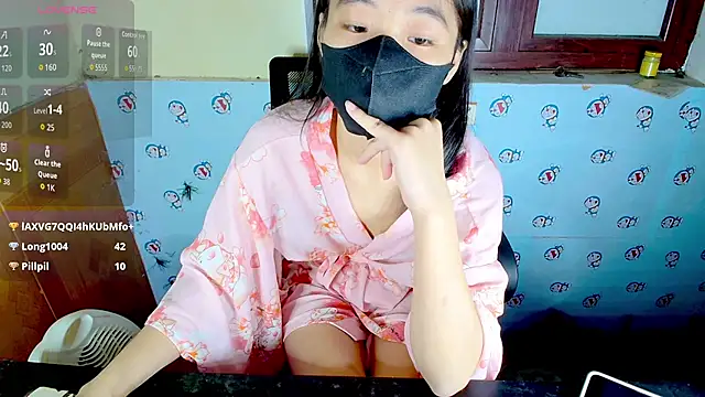 Snapshot of __Saphia__ chatting on 6, 11, 2025 Saphia online show from 6, 11, 2025