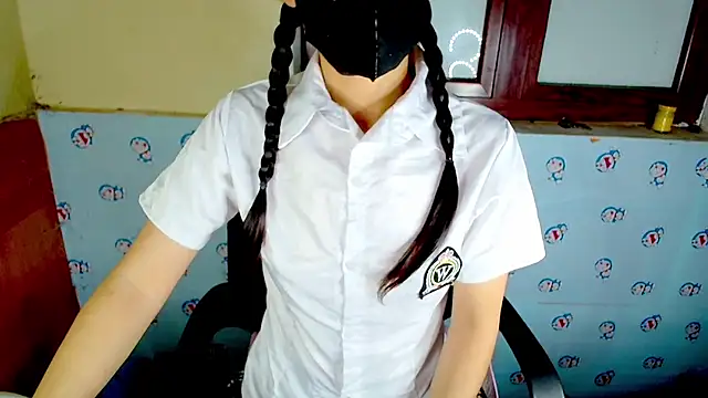 Snapshot of __Saphia__ chatting on 12, 11, 2025 Saphia online show from 12, 11, 2025