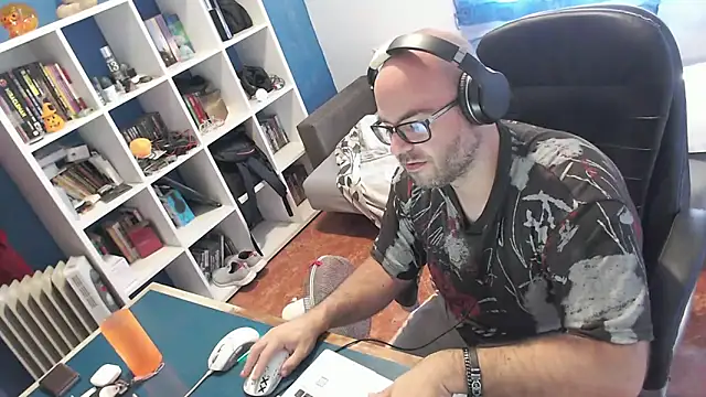 ravingr4d4 online show from 15, 10, 2025