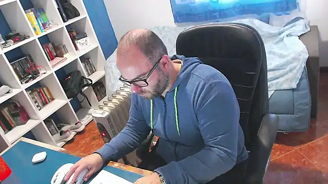 ravingr4d4 online show from 9, 1, 2026