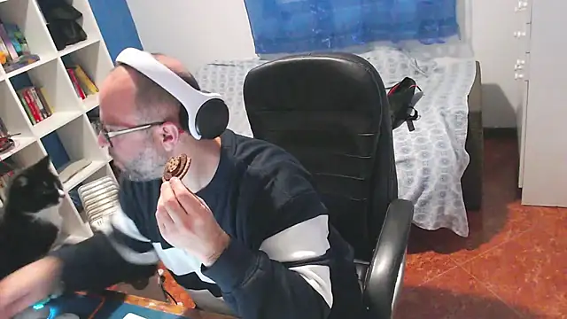 ravingr4d4 online show from 9, 2, 2026