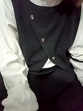 Snapshot of SweetGirl2k2 chatting on 14, 11, 2025 SweetGirl2k2 online show from 14, 11, 2025