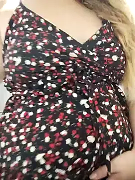 Snapshot of Karol_and_David_hotcouple chatting on 2, 2, 2025 Karol and David hotcouple online show from 2, 2, 2025