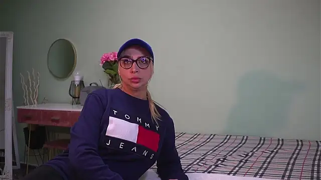 CelineConner online show from 22, 1, 2025