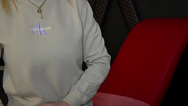 CelineConner online show from 14, 2, 2025