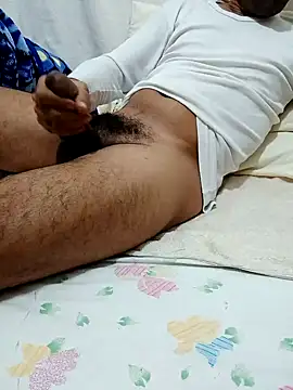 Snapshot of Mimo1402 chatting on 12, 11, 2025 Mimo1402 online show from 12, 11, 2025