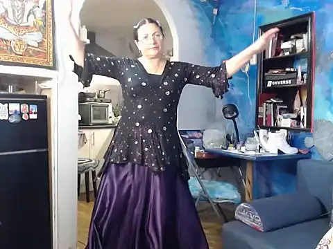 Helen1974 online show from 17, 12, 2024