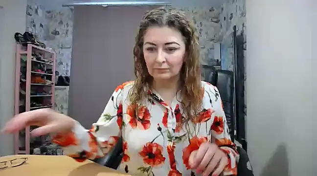 Helen1974 online show from 17, 2, 2025