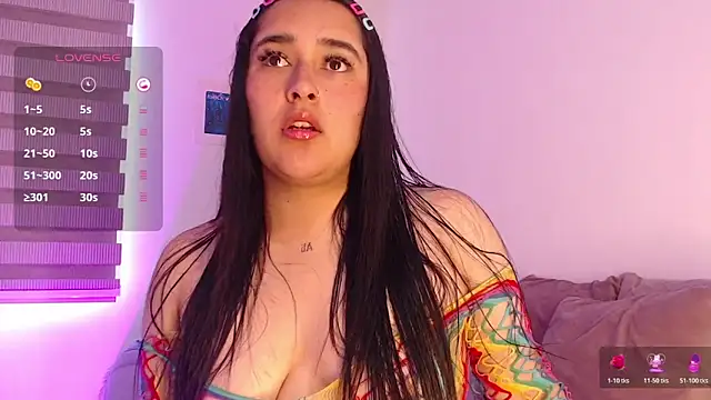 Megan FE online show from 25, 10, 2025