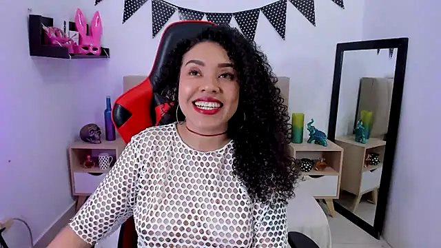 Snapshot of Zoe_Gruber chatting on 15, 12, 2024 Zoe Gruber online show from 15, 12, 2024