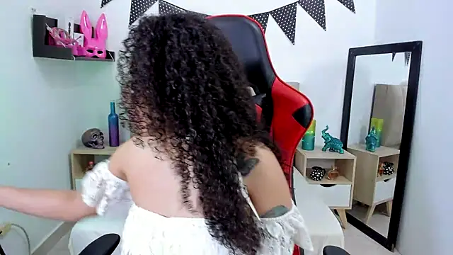 Snapshot of Zoe_Gruber chatting on 17, 12, 2024 Zoe Gruber online show from 17, 12, 2024