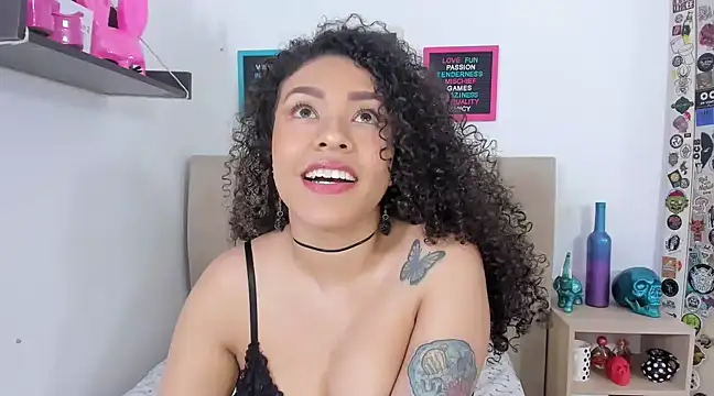 Snapshot of Zoe_Gruber chatting on 8, 2, 2025 Zoe Gruber online show from 8, 2, 2025