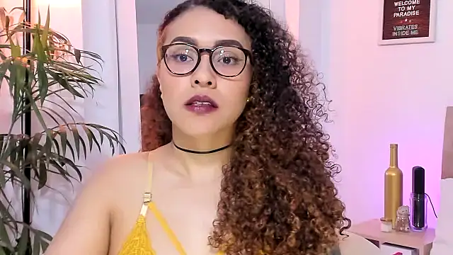 Snapshot of Zoe_Gruber chatting on 27, 11, 2025 Zoe Gruber online show from 27, 11, 2025