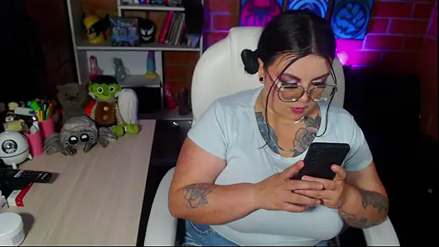 Snapshot of juliette_rd chatting on 26, 9, 2025 juliette rd online show from 26, 9, 2025