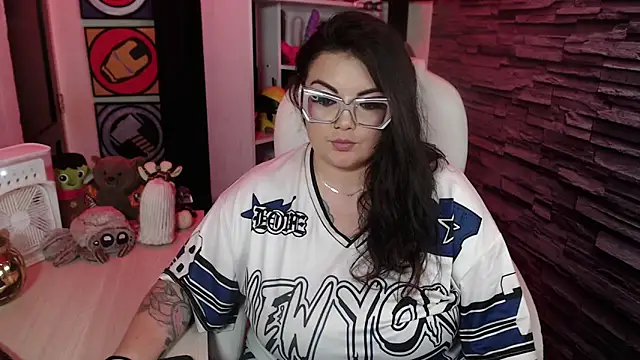 Snapshot of juliette_rd chatting on 3, 2, 2026 juliette rd online show from 3, 2, 2026