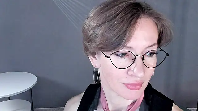 Snapshot of Dorothy_Meyer chatting on 13, 5, 2026 Dorothy Meyer online show from 13, 5, 2026