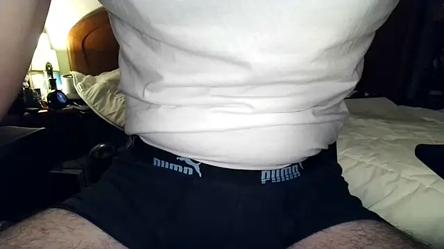 Hornyboyspanish2 online show from 22, 7, 2026