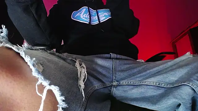 zacwatson  online show from 18, 11, 2025