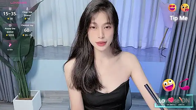 Snapshot of Aurora_99 chatting on 27, 10, 2025 Aurora 99 online show from 27, 10, 2025