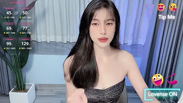 Snapshot of Aurora_99 chatting on 29, 10, 2025 Aurora 99 online show from 29, 10, 2025