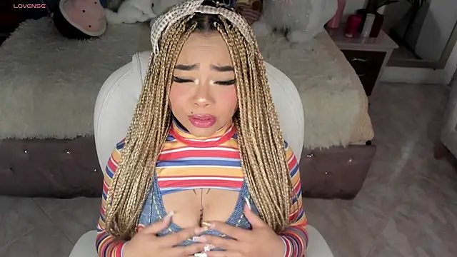 conny  curly online show from 11, 3, 2025