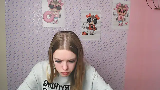 Snapshot of AliceFlirtt_ chatting on 9, 1, 2025 AliceFlirtt online show from 9, 1, 2025