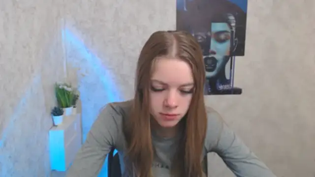 Snapshot of AliceFlirtt_ chatting on 3, 12, 2025 AliceFlirtt online show from 3, 12, 2025