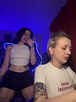 Dooubletroublee online show from 3, 4, 2026