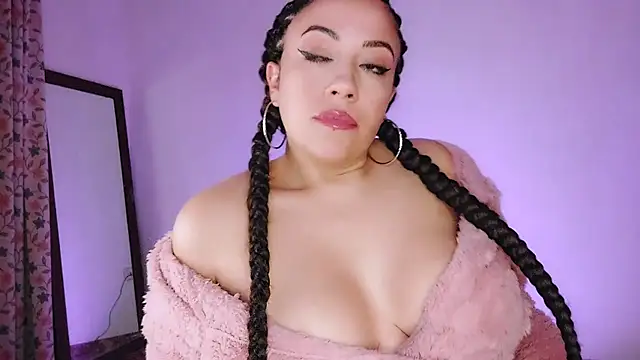 Snapshot of Latina_hot2024 chatting on 19, 3, 2025 Latina hot2024 online show from 19, 3, 2025