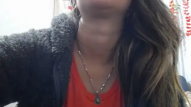 Luna girlhot  online show from 5, 2, 2026