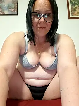 fekete demon online show from 16, 4, 2026