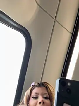 jackelinuh online show from 19, 2, 2026