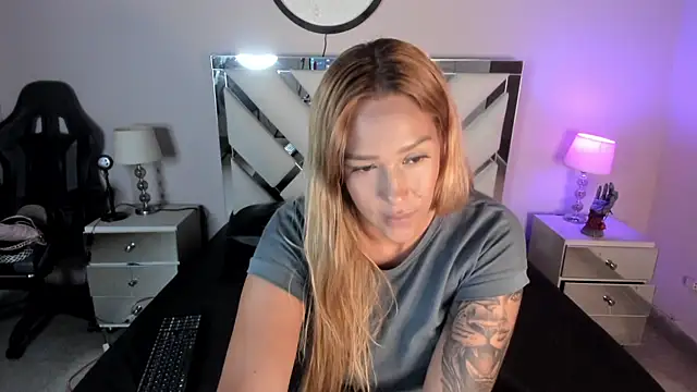 Snapshot of AnyyJones chatting on 11, 2, 2025 AnyyJones online show from 11, 2, 2025