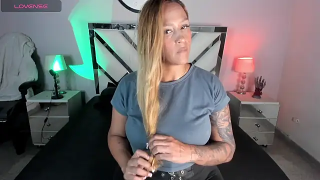 Snapshot of AnyyJones chatting on 7, 3, 2025 AnyyJones online show from 7, 3, 2025