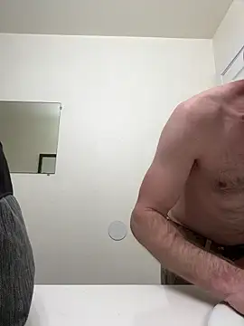 El Gizmo online show from 10, 1, 2025