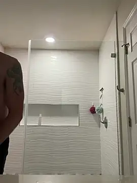 El Gizmo online show from 14, 2, 2025