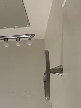 El Gizmo online show from 15, 2, 2025