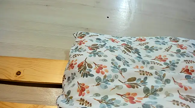 Snapshot of CRISTIINA37 chatting on 10, 12, 2024 CRISTIINA37 online show from 10, 12, 2024