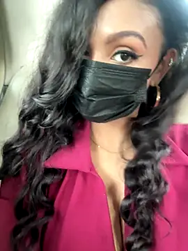 Snapshot of YourThirstySlut chatting on 15, 9, 2025 YourThirstySlut online show from 15, 9, 2025