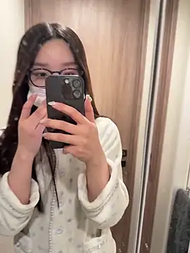 akaneppi  online show from 2, 2, 2025