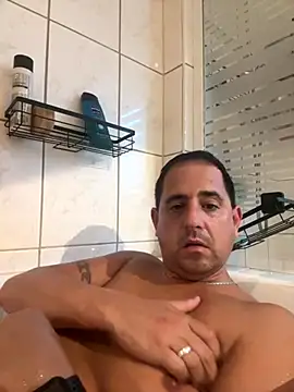 Snapshot of Wessi2005 chatting on 22, 9, 2025 Wessi2005 online show from 22, 9, 2025